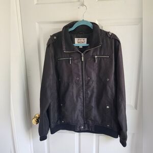 Vintage Y2K Levis Men's Casual Jacket Size XL with walkie talkie pocket